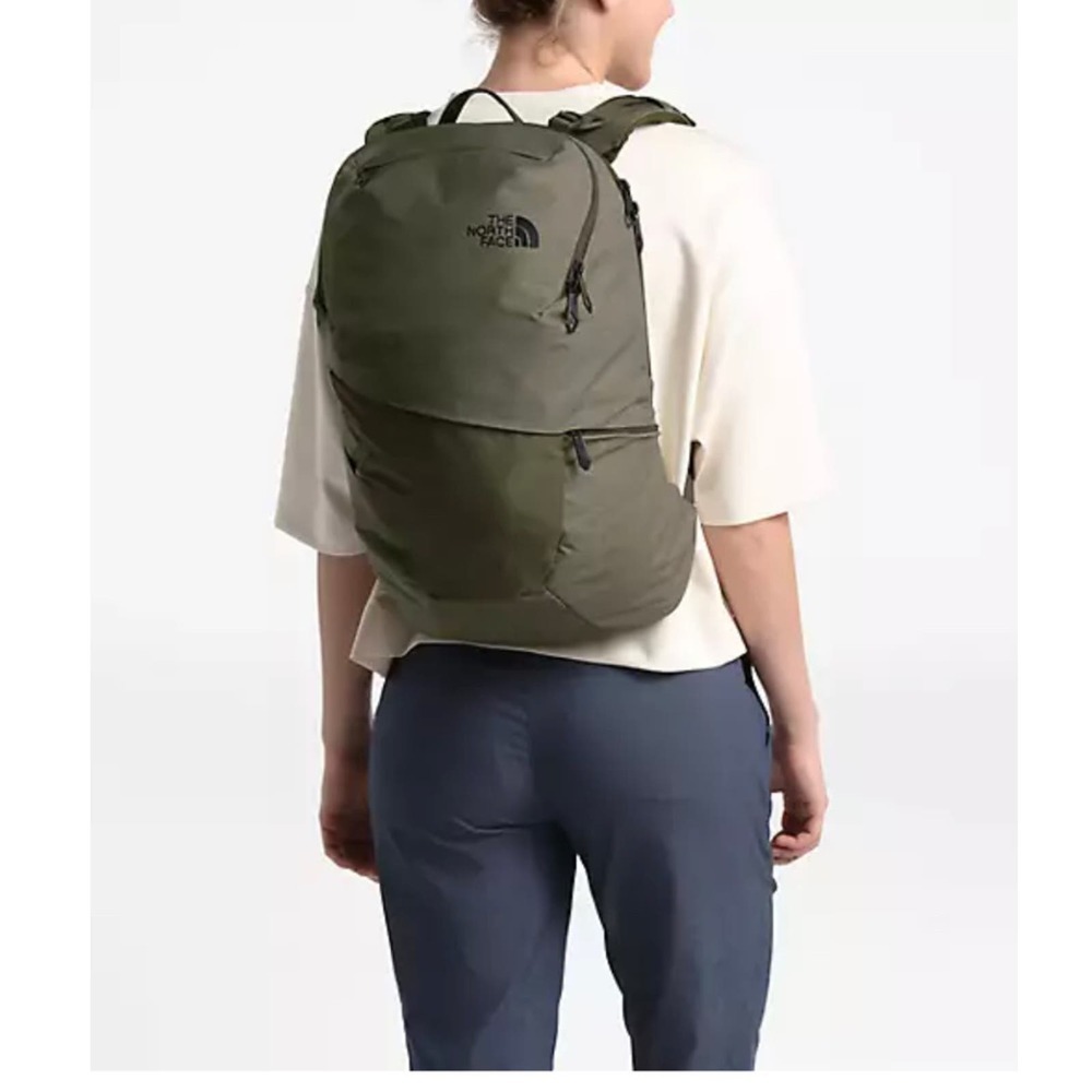 The North face Women’s The Aurora Laptop / Backpack Navy Blue NWT - Picture 7 of 11